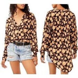 Free people small Mia floral print tie-neck tunic top black tan colorway